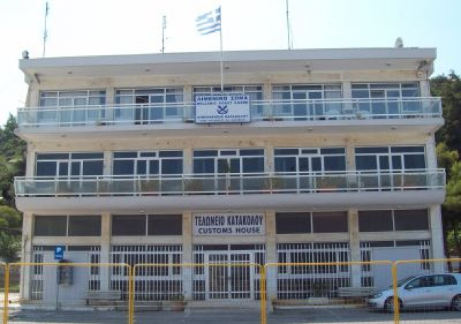Λιμεναρχείο Κατακόλου: Οδηγίες για κολύμπι – ψάρεμα μετά τη λήξη της καραντίνας