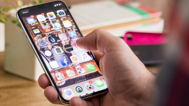 Voucher έως 70 ευρώ για smartphone: Ποιοι είναι οι δικαιούχοι – Πώς θα το πάρετε
