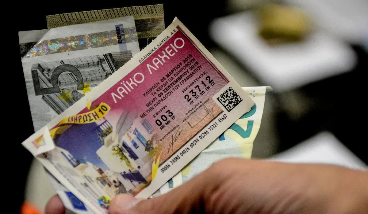 Λαϊκό Λαχείο: Όλοι οι λήγοντες κερδίζουν στην αυριανή κλήρωση που μοιράζει συνολικά κέρδη μέχρι και 2,6 εκατ. ευρώ
