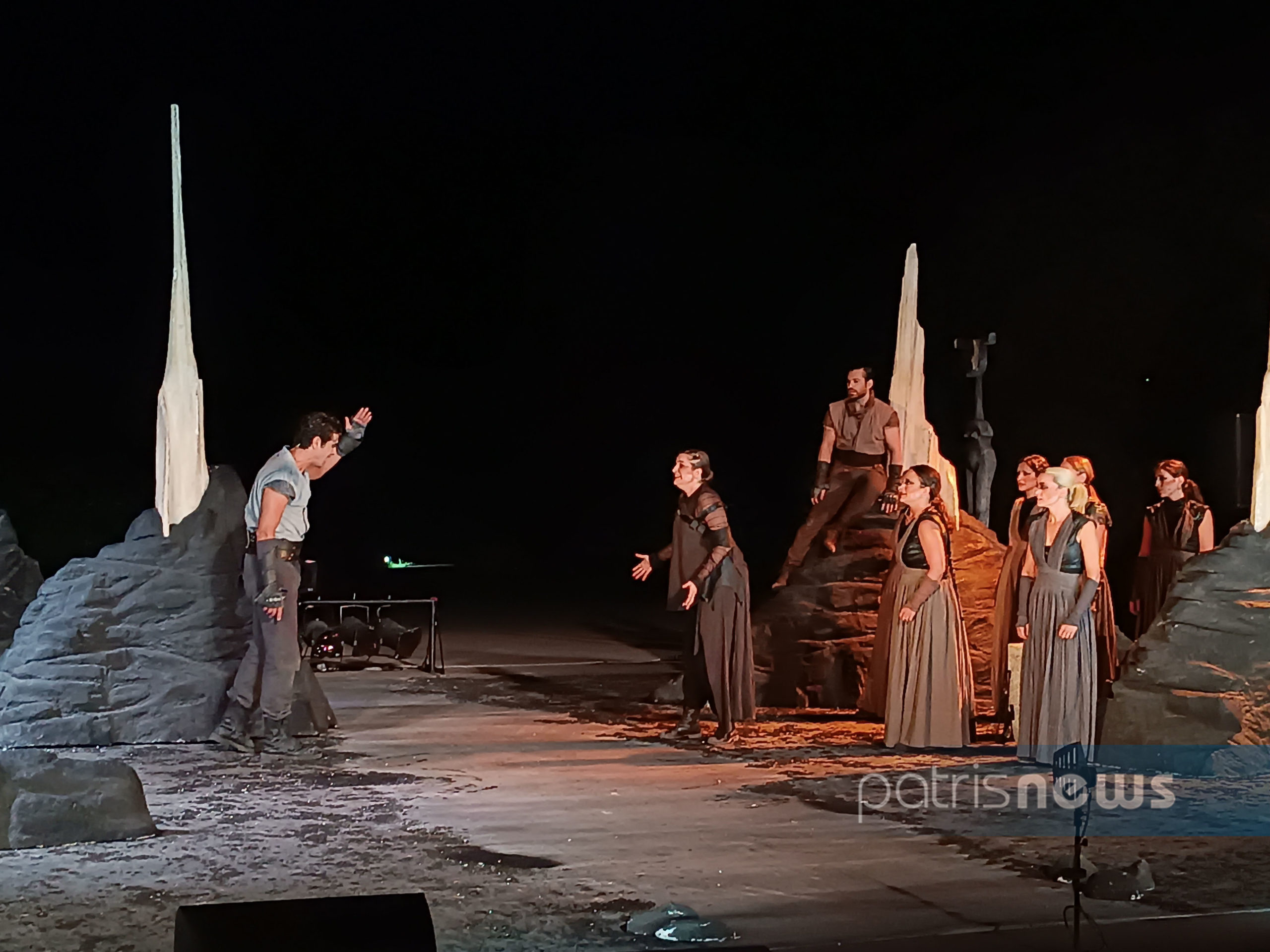 «Ηλέκτρα» του Ευριπίδη σε σκηνοθεσία Γιώργου Λύρα: Η παράσταση του καλοκαιριού!
