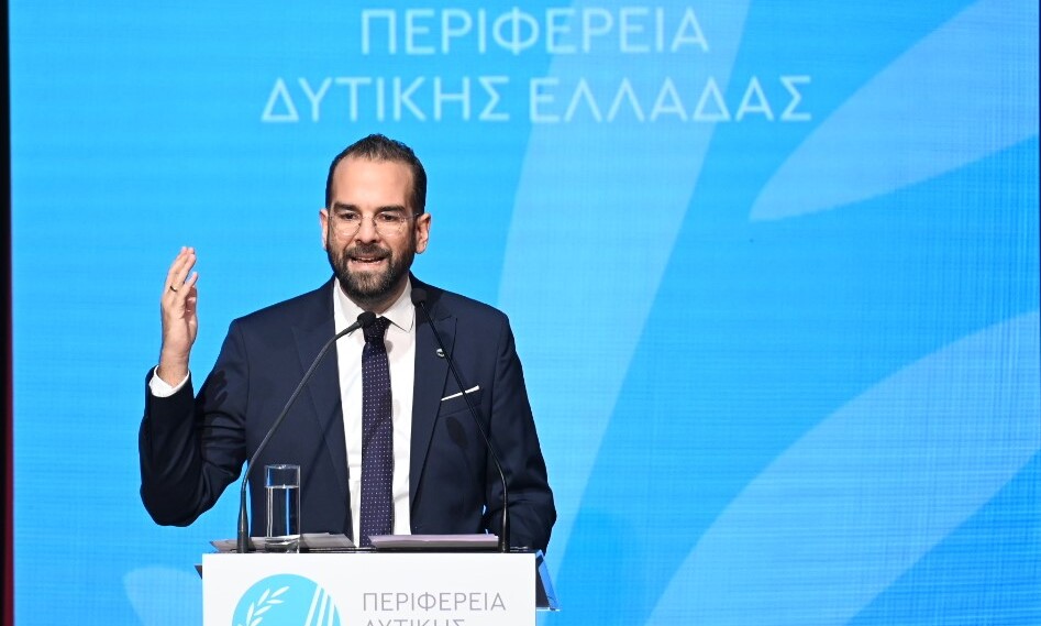 Στο βάθρο των νικητών: Συγκινητική η τελετή ορκωμοσίας του Ν. Φαρμάκη και Περιφερειακών Συμβούλων