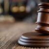 Γνωστός δικηγόρος συνελήφθη για ξυλοδαρμό του ανήλικου γιου του