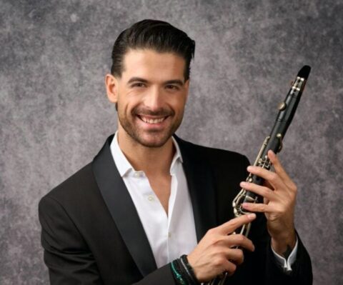 Συνελήφθη ο Άρης Μουγκοπέτρος μετά από μήνυση της συζύγου του για ενδοοικογενειακή απειλή