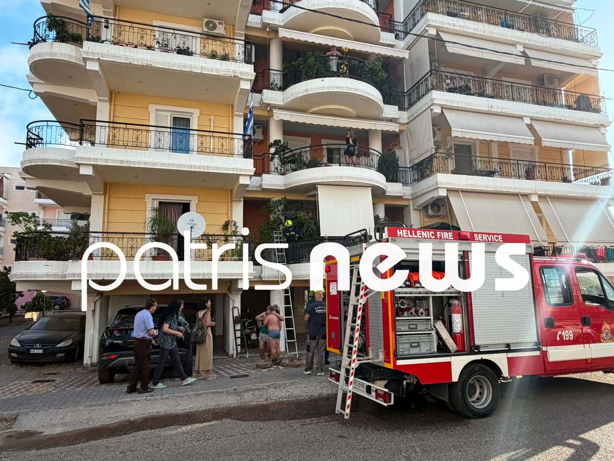 Πύργος: Φωτιά σε διαμέρισμα μετά από έκρηξη σε κλιματιστικό – Στο νοσοκομείο μητέρα και παιδί