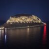 Φωταγωγήθηκε ο Βράχος της Μονεμβασιάς – Πτωχός: Δίνουμε «μέλλον» στα μνημεία μας»!