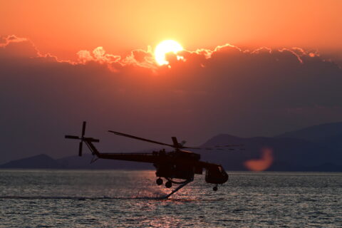 Φωτιά στη Δυτική Αττική: Καλύτερη εικόνα – Στο «κόκκινο» η επιφυλακή για αναζωπυρώσεις για 6η ημέρα