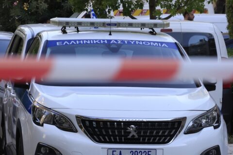 Νέα Σμύρνη: Νέες αποκαλύψεις – Την σκότωσε στην πολυκατοικία που έμενε με την κόρη της