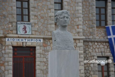 Αριστοτέλης Γκρίτζαλης: «Κακό για την πόλη μας το κλείσιμο των στρατοπέδων» – Ανησυχία για την Τρίπολη και την τοπική οικονομία