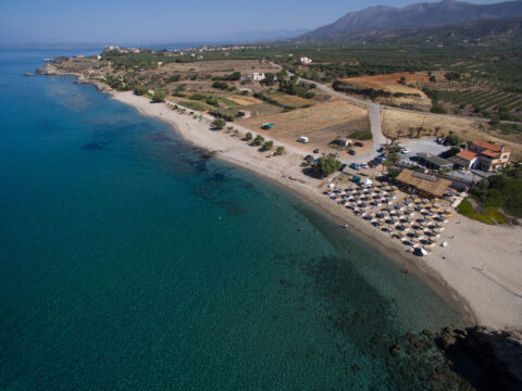 Το ψαροχώρι στην Πελοπόννησο που πήρε όνομα από ένα δέντρο!